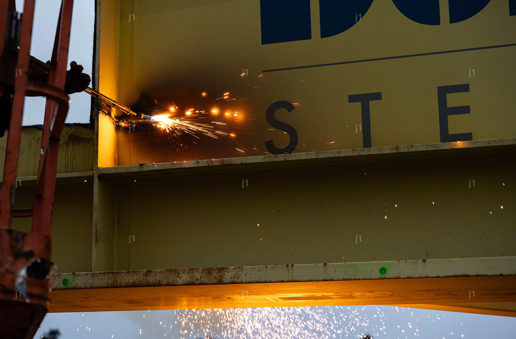 2024-12-12_J1_A6_Abbruch_034 | Luftbild, Drohne, Multicopter, Bayern, Luftbilder, Luftbildshop, Jan R. Schäfer, aerialphotography, Abzüge, Luftaufnahmen, J1-Luftbild, J1-Fotografie und Luftbildservice, Würzburg, fineart, Abzüge, Drucke, Glasdruck - Realisiert mit Pictrs.com