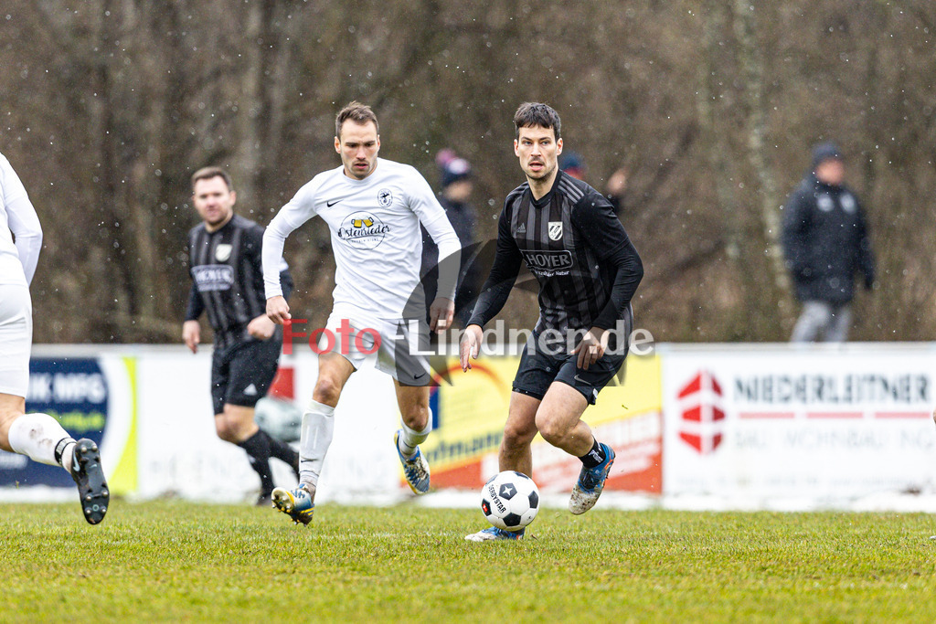 SV Polling gegen VfL Denklingen | Fußball Herren Bezirksliga Oberbayern Süd 2025/26 23. Spieltag, SV Polling gegen VfL Denklingen, 20260329,Zweikampf,2026-03-29 in Polling (Sportplatz Polling), Michael STAHL (VfL Denklingen 20), Sebastian GÖßL (SV Polling 10)Copyright: WolfgangxLindner www.foto-lindner.de