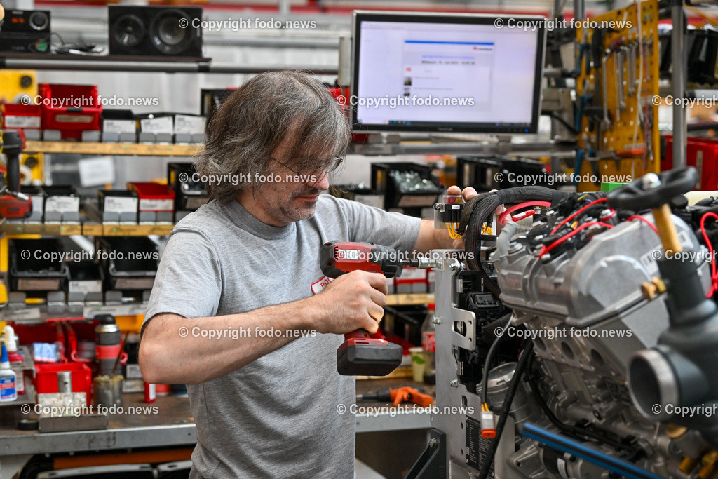 Rosenbauer International AG_ 19.07.2023-70 | 19.07.2023, Leonding, AUT, Rosenbauer International AG, im Bild Mitarbeiter Rosenbauer International AG in der Produktion