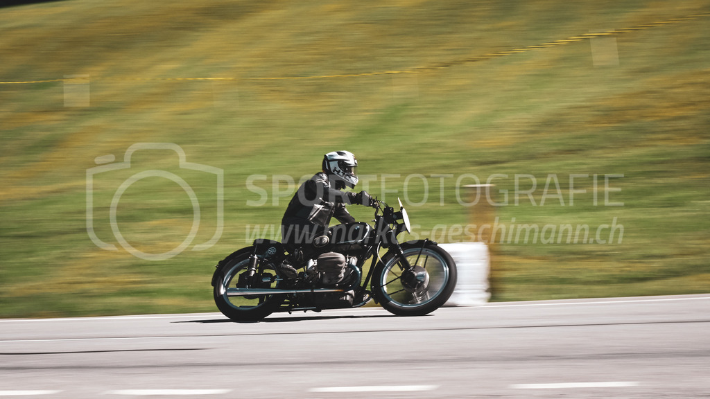 19. Arosa ClassicCar 2023 - 1. September 2023 | 19. Arosa ClassicCar 2023
Arosa, Schweiz

@arosaclassiccar, @arosa.official, #arosaclassiccar, #arosa, #76curves, #classiccar
Bild: Sportfotografie Markus Aeschimann | www.markus-aeschimann.ch - Realisiert mit Pictrs.com