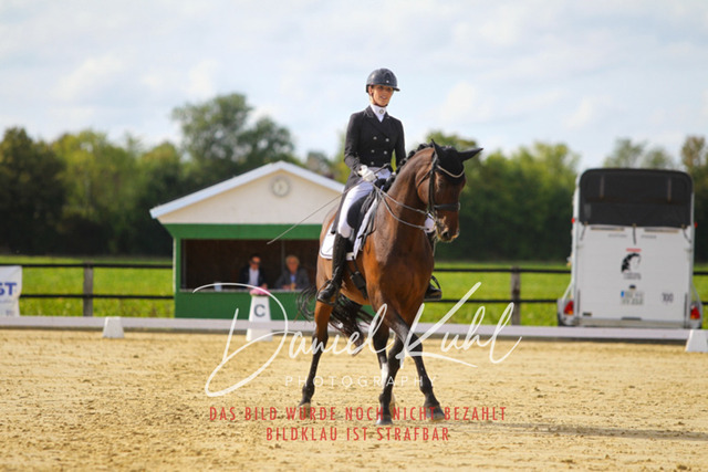 DKP45551 | Turniersportfotografie; Pferdefotografie; Dressurfotografie