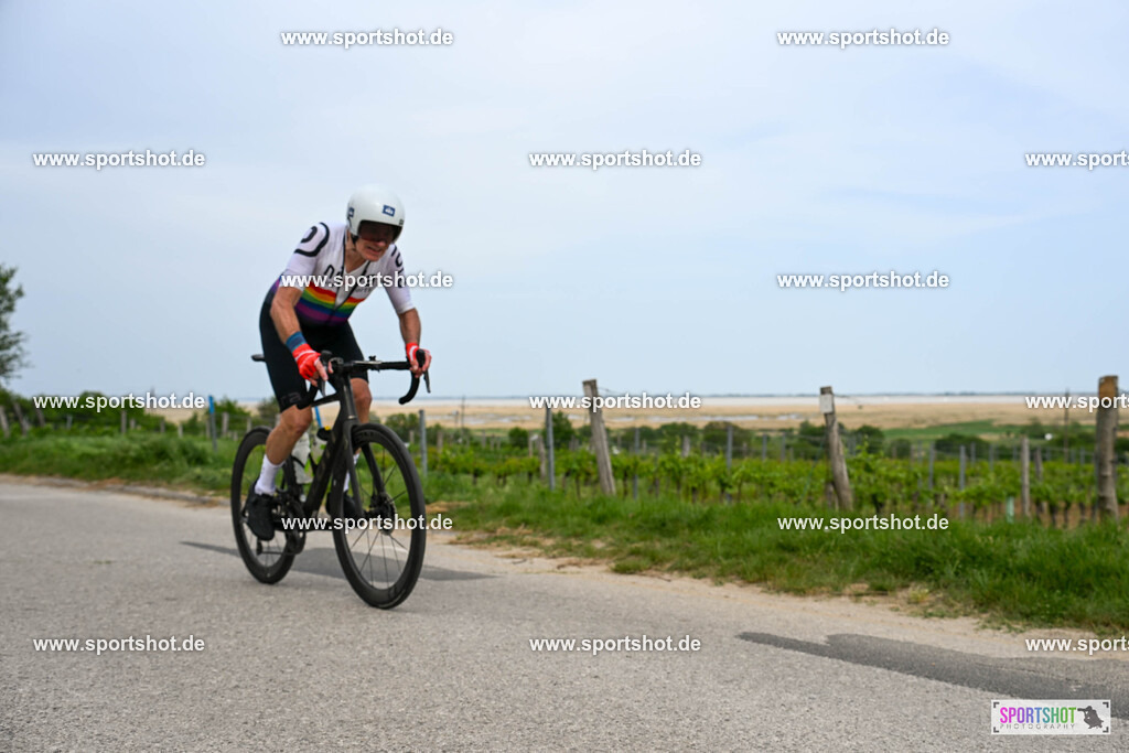 SZI_9706 | Neusiedler See Radmarathon 2025 #neusiedlerseeradmarathon #yourpictrs #sportshot_your_pictrs @Sportshotphotography Copyright:www.sportshot.de