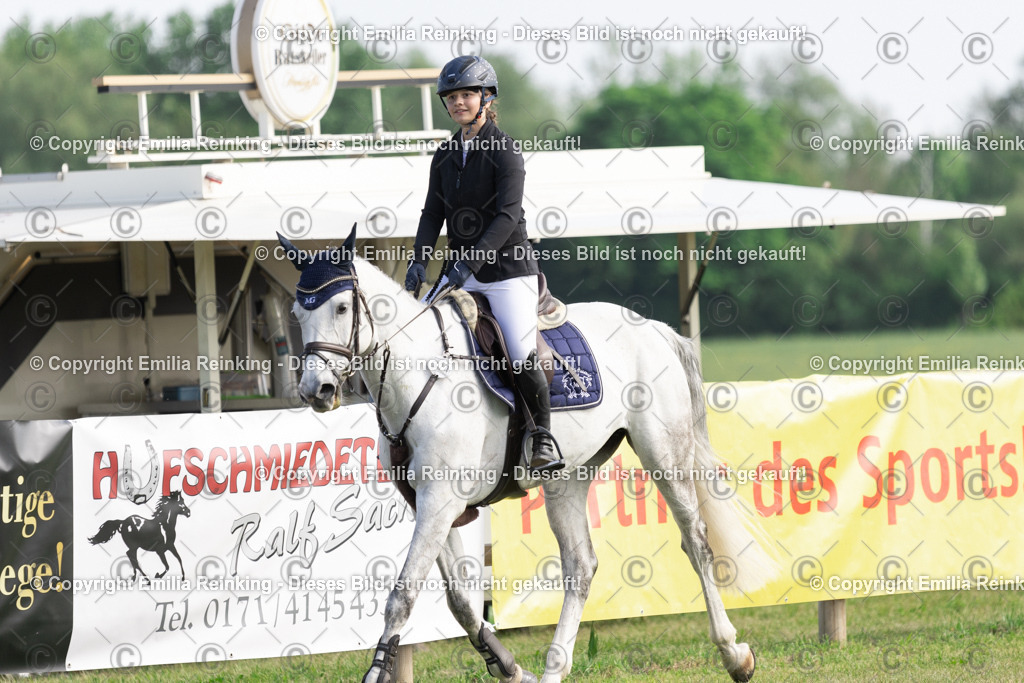 CL5A1250 | Emilia Reinking Fotografie - Realisiert mit Pictrs.com