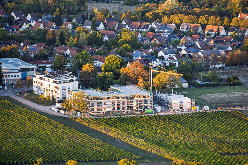 Luftbild: Neubaustelle an der Wollmesheimer Höhe in Landau in der Pfalz im Bundesland Rheinland-Pfalz in Deutschland. – Foto: IMG_159916.jpg vom 12.10.2026 durch Werner Riehm/FLY-FOTO.de – Auflösung des Originals: 5921 x 3947 px