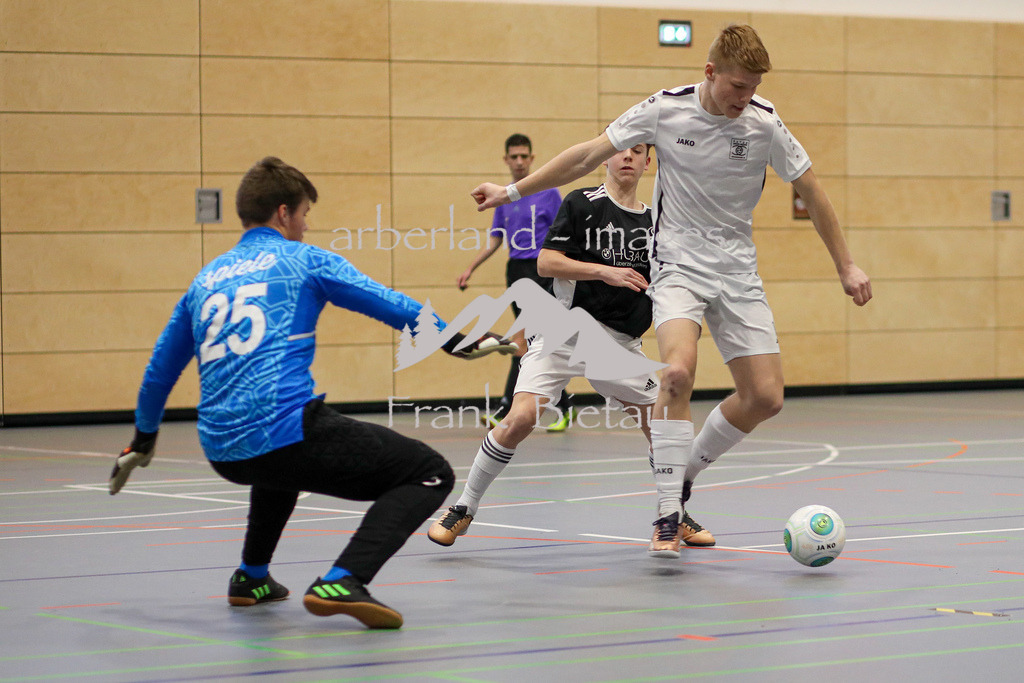 OE7A8767 | Finale zwischen SpVgg GW Deggendorf- SpVgg Landshut (schwarz)