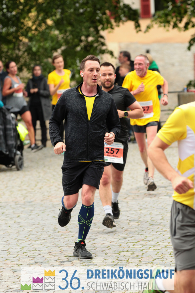 VR Bank Hauptlauf 10km | 3königslauf 2022 VR Bank Hauptlauf - Realisiert mit Pictrs.com