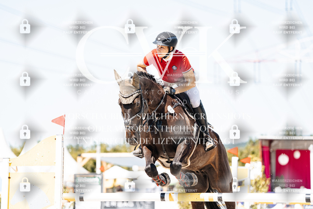 CK909710 | Turnierfotografie Pferdefotografie Trier Rheinland-Pfalz Pferdesport Reitsport Tierfotografie Sportfotografie Pferdevideo Pferdevideografie Equestrianvideography equestrianphotography  - Realisiert mit Pictrs.com
