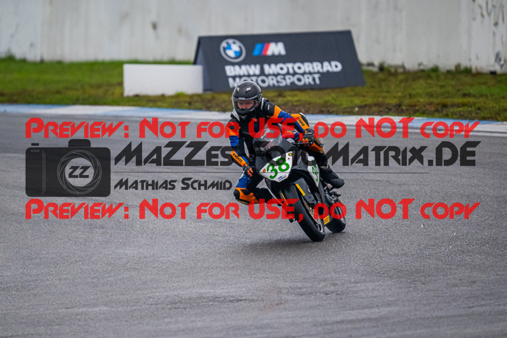 MaZZes_FotoMatrix_220925_4773 | IDM300