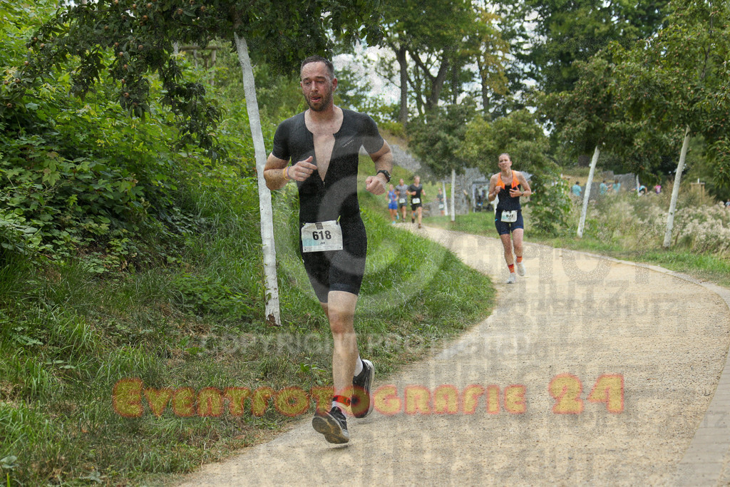 250824_1425_EX1_6151 | Sportfotografie im Rhein-Sieg Kreis, Köln, Bonn, NRW, Rheinland Pfalz, Hessen, etc. Unser Tätigkeitsfeld umfasst den Laufsport vom Volkslauf über den Marathon, Duathlon, Triathon bis zum Ultralauf wie Kölnpfad Ultra oder Schindertrail.