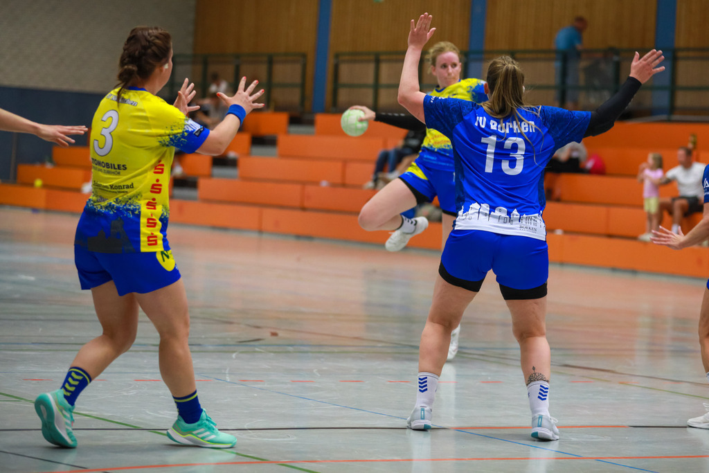 SVN_BorkenII_100525_120 | Bildergalerie von Sport-Ereignissen aber auch von weiteren spannenden Dingen - nicht nur vom Niederrhein. In Anlehnung an den bekannten Spruch von Hanns Dieter Hüsch heißt das Motto: "Niederrhein ist überall".  - Realisiert mit Pictrs.com