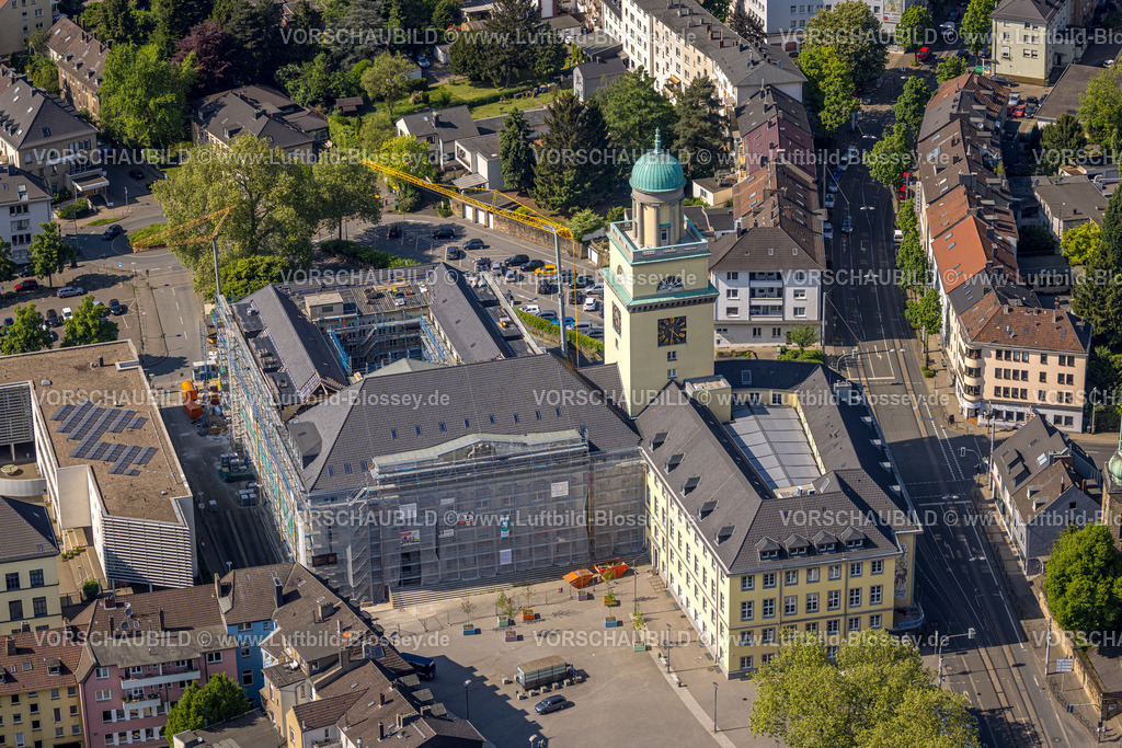Witten240506875 | Luftbild, Rathaus Witten mit Baustelle Sanierung und Baugerüst, Hauptstraße, Witten, Ruhrgebiet, Nordrhein-Westfalen, Deutschland