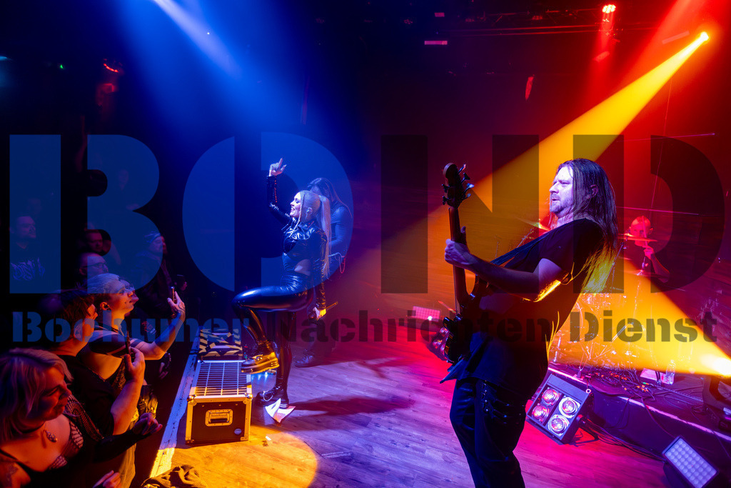 SES_ENEINS20250227-64 | bond - Realisiert mit Pictrs.com