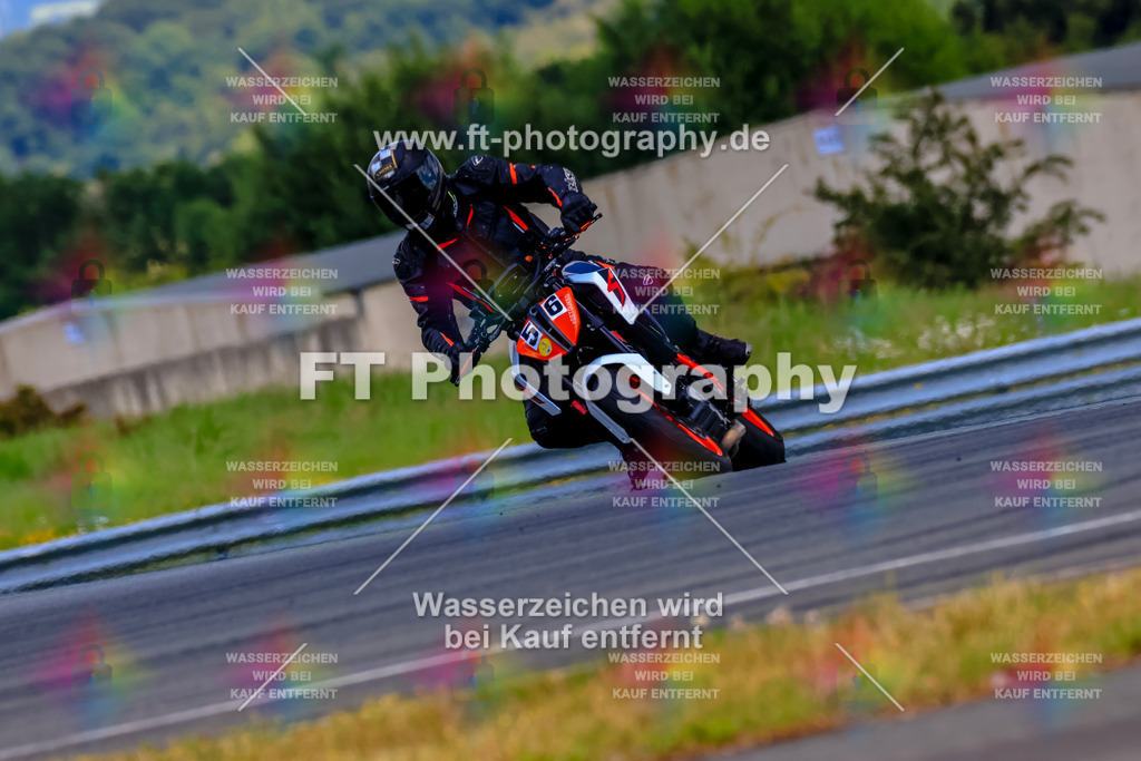 _TCM5142 | Hier findet Ihr Bilder von Touristenfahrten auf der Nürburgring Nordschleife oder von anderen Veranstaltungen die ich besucht habe. Viel Spass beim Durch Schauen 