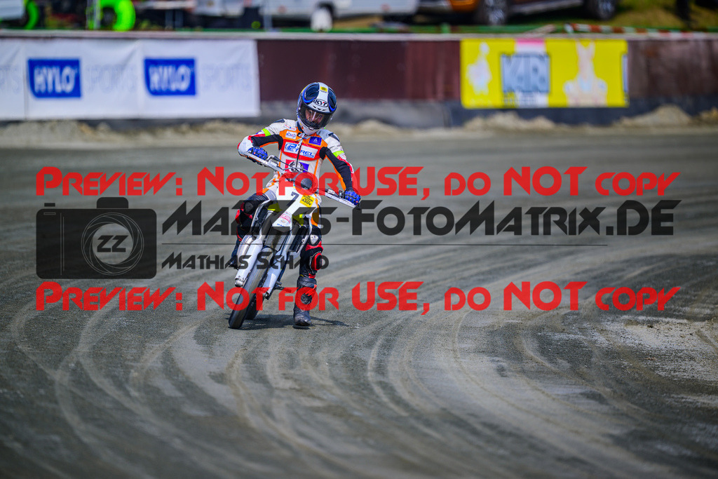 MaZZes_Fotomatrix_20250503_6007705_1833-2 | ROOKIES