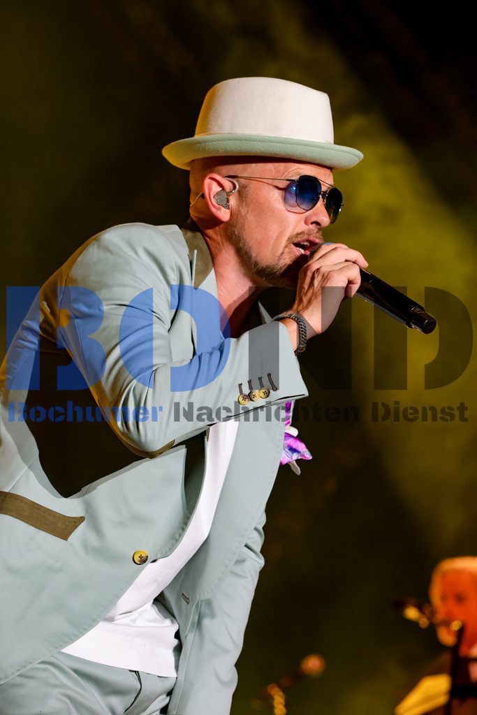 Zeltfestival Ruhr 2024 - Jan Delay  {date} -  | {headline}(Foto: Sebastian Sendlak / BOND) - Realisiert mit Pictrs.com