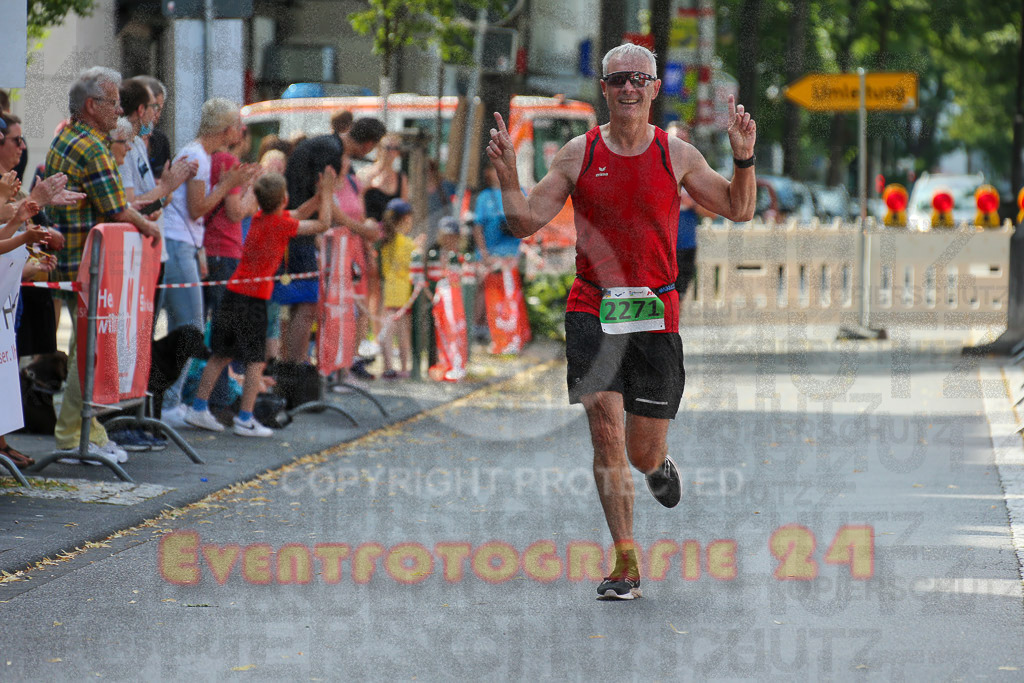 220625_1650_EX1_5143 | Sportfotografie im Rhein-Sieg Kreis, Köln, Bonn, NRW, Rheinland Pfalz, Hessen, etc. Unser Tätigkeitsfeld umfasst den Laufsport vom Volkslauf über den Marathon, Duathlon, Triathon bis zum Ultralauf wie Kölnpfad Ultra oder Schindertrail.