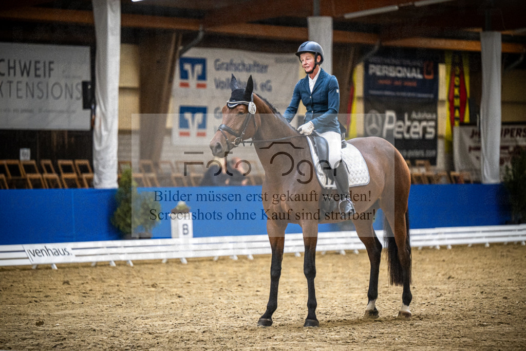 DOS_0482 | Entdecke hochwertige Reitturnierfotos von Foto Oger. Professionell, emotional und authentisch – jetzt Lieblingsmomente im Shop bestellen.Deutschlandweite Turnierfotografie. - Realisiert mit Pictrs.com