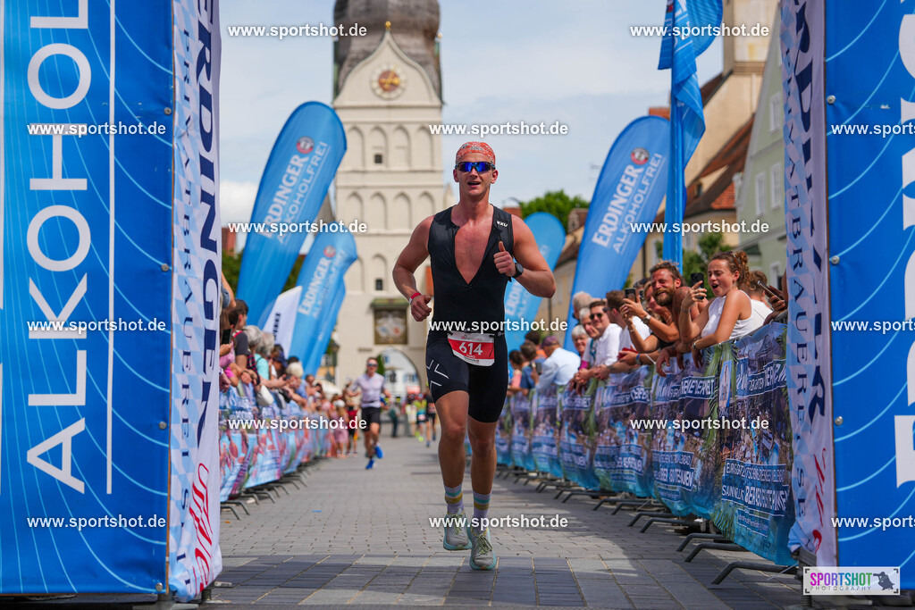 DSC04968 | Stadttriathlon Erding 2025. #yourpictrs #sportshot_your_pictrs @Sportshotphotography #stadttriathlonerding Copyright: www.sportshot.de