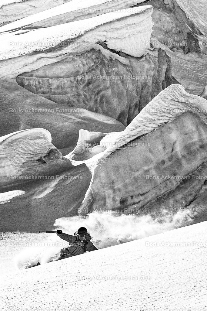 786A0043 | Lake Uri 20250321