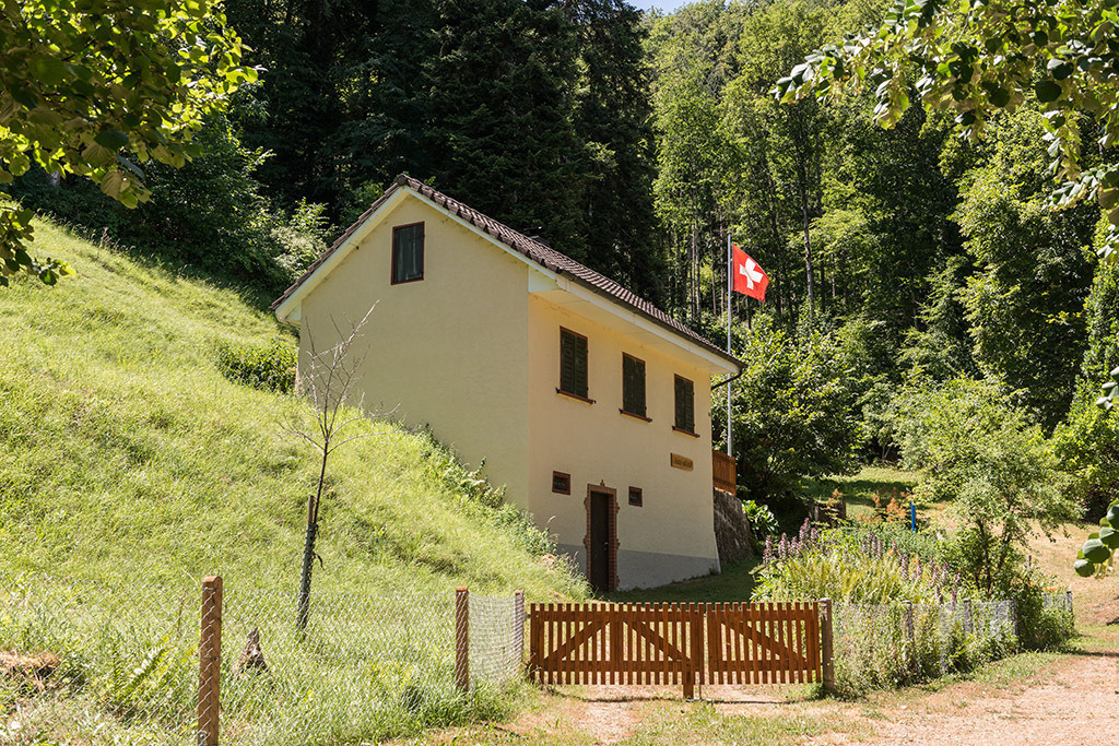 Haus "chuze-stöckli" in der Schneematt | in Lupsingen, Baselland, Schweiz - Realisiert mit Pictrs.com