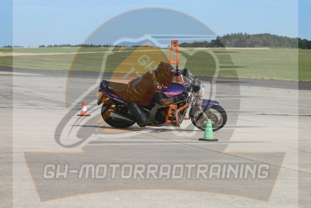 IMG_3808 | gh-motorradtraining-foto.de - Realisiert mit Pictrs.com