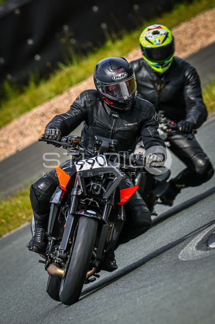 0990-260606BB-051_990 | Deine Full-Service-Agentur für ✔️Videoproduktionen und ✔️Motorsportfotografie Jetzt Angebot anfragen!