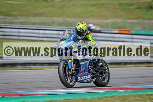 spof4512 | Professionelle Fotos von Sportveranstaltungen, aber auch Hochzeiten und anderen Events. - Realisiert mit Pictrs.com