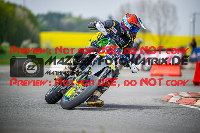 MaZZes_FotoMatrix_230507_9384 | S4