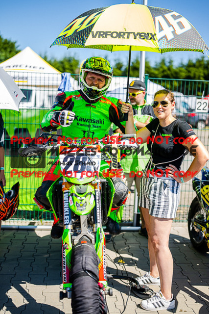 MaZZes_FotoMatrix_220703_8793 | S2