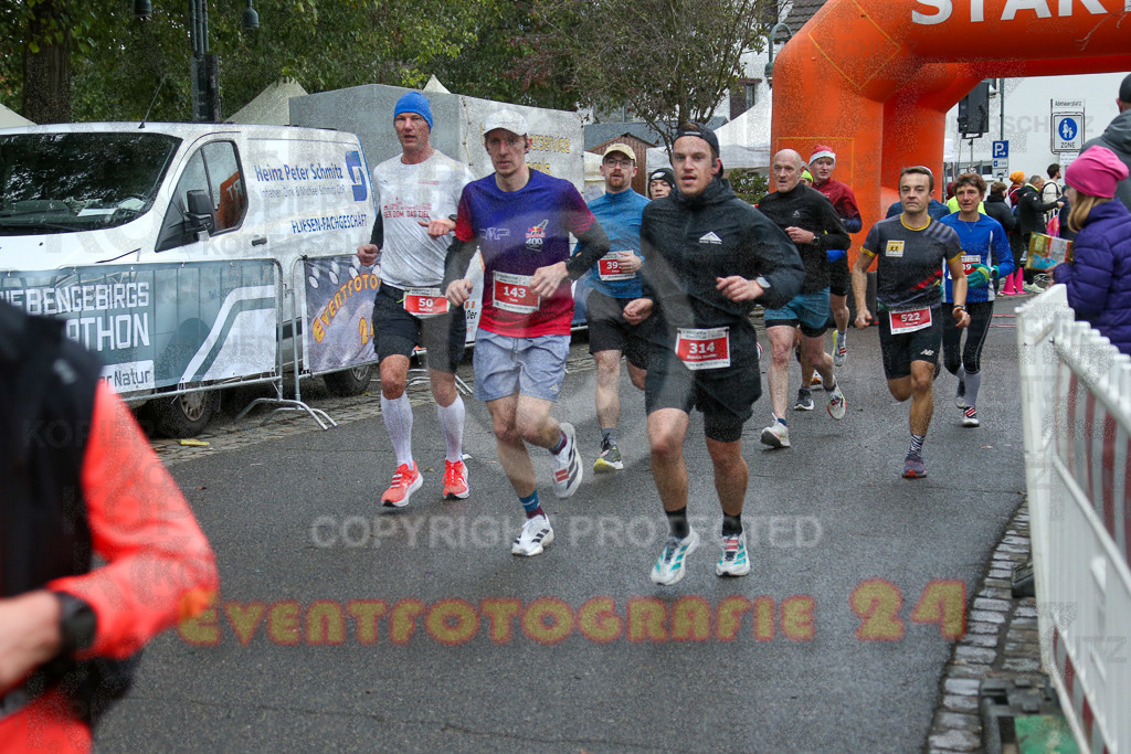 251130_1142_EX1_8328 | Sportfotografie im Rhein-Sieg Kreis, Köln, Bonn, NRW, Rheinland Pfalz, Hessen, etc. Unser Tätigkeitsfeld umfasst den Laufsport vom Volkslauf über den Marathon, Duathlon, Triathon bis zum Ultralauf wie Kölnpfad Ultra oder Schindertrail.