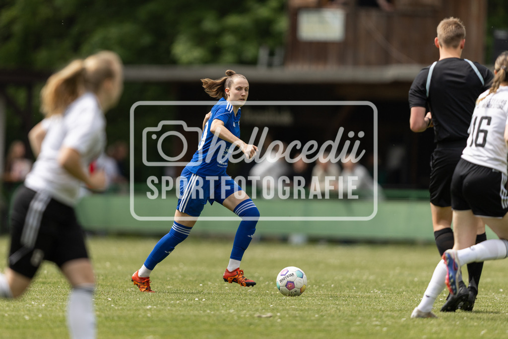 Fußball I Frauen I Saison 2025-2026 I Oberliga Niedersachsen I FC Jesteburg-Bendestorf - BW Hollage I 12631 | realhellocedii - Realisiert mit Pictrs.com