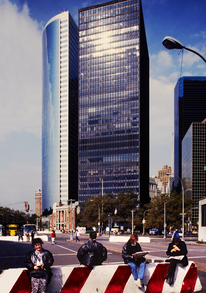 05USA_NYC_Okt1983_8069 | Beegebilder online. 
BIldarchiv von Beege Fotodesign mit ausgewählten Werken, die sich besonders gut für die Dekoration Ihrer Räume oder Wände eignen. 