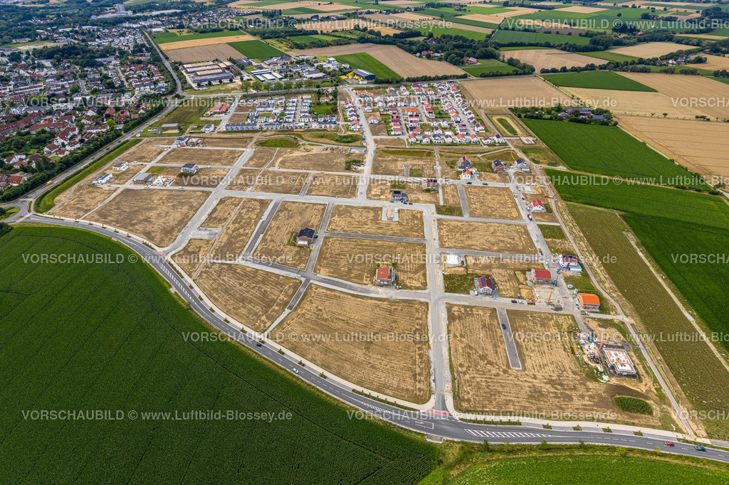 Soest240712738 | Luftbild, Baugebiet Neuer Soester Norden zwischen Oestinghauser Landstraße und Weslarner Weg, Walburgerhofe, Fernsicht, Soest, Soester Börde, Nordrhein-Westfalen, Deutschland