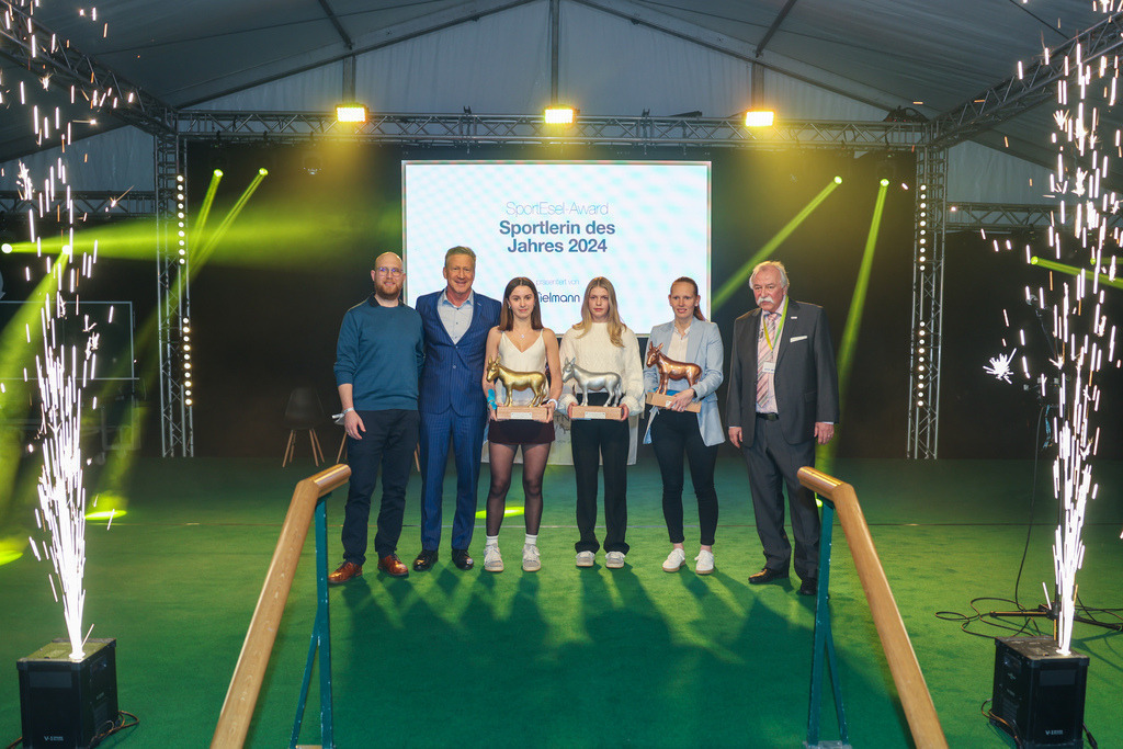 top-top.de250214-194 | Die 3. Weseler SportNacht, die große Sportgala mit Ehrungen der Weseler Sportler des Jahres 2024 findet am Freitag, den 14.02.2025 im Festzelt an der Rheinpromenade statt.Foto: Erwin Pottgiesser