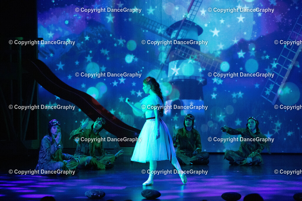 GPHY1869 | DanceGraphy - Realisiert mit Pictrs.com