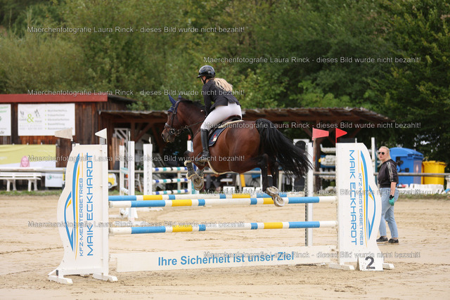 HG9A9559 | laurarinckfotografie - Realisiert mit Pictrs.com