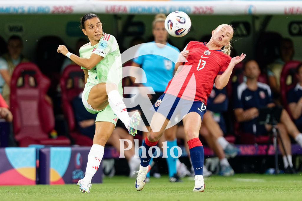 Norway v Italy - UEFA Women's EURO 2025 Quarter-Final | GENEVA, SWITZERLAND - JULY 16: Lucia Di Guglielmo of Italy (L) shoots under pressure from Thea Bjelde of Norway (R)  during the UEFA Women's EURO 2025 Quarter-Final match between Norway and Italy at Stade de Geneve on July 16, 2025 in Geneva, Switzerland. (Photo by Giuseppe Velletri/Sports Press Photo/Getty Images)