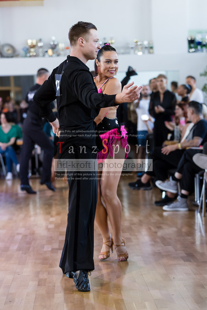 20240616_D-Cup-HGR-Latein_2483 | Tanzsportbilder, Standardtanz, Lateintanz, WDSF, DTV, LTVB, dancecomp, goc, hessen tanzt, blaues band der spree, walzer, tango, wiener walzer, slowfox, quickstepp, samba, rumba, cha-cha-cha, paso doble. jive, hd-kroft photography, turniertanzsport