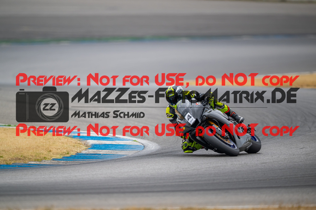 MaZZes-Fotomatrix-20260809-578147 | R1