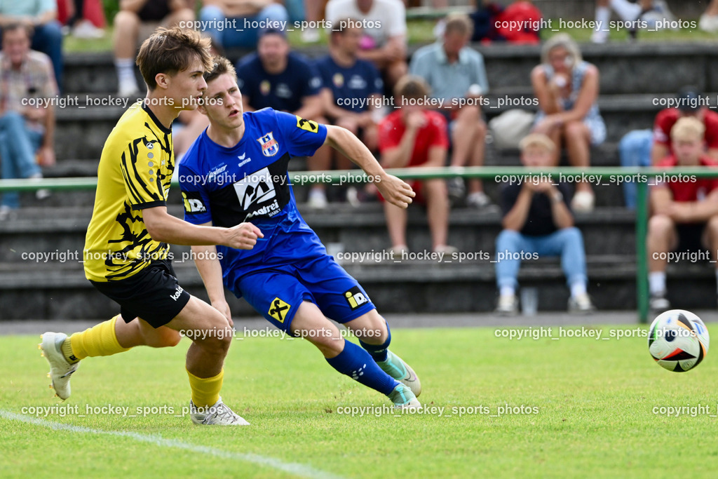 FC Faakersee vs. Union Matrei | #7 Felix Michael Bachlechner FC Faakersee, #14 Philipp Wibmer Matrei, FC Faakersee vs. Union Matrei, FC Faakersee vs. Union Matrei am 18.08.2024 in Finkenstein (Sportplatz Faakersee), Austria, (Photo by Bernd Stefan)