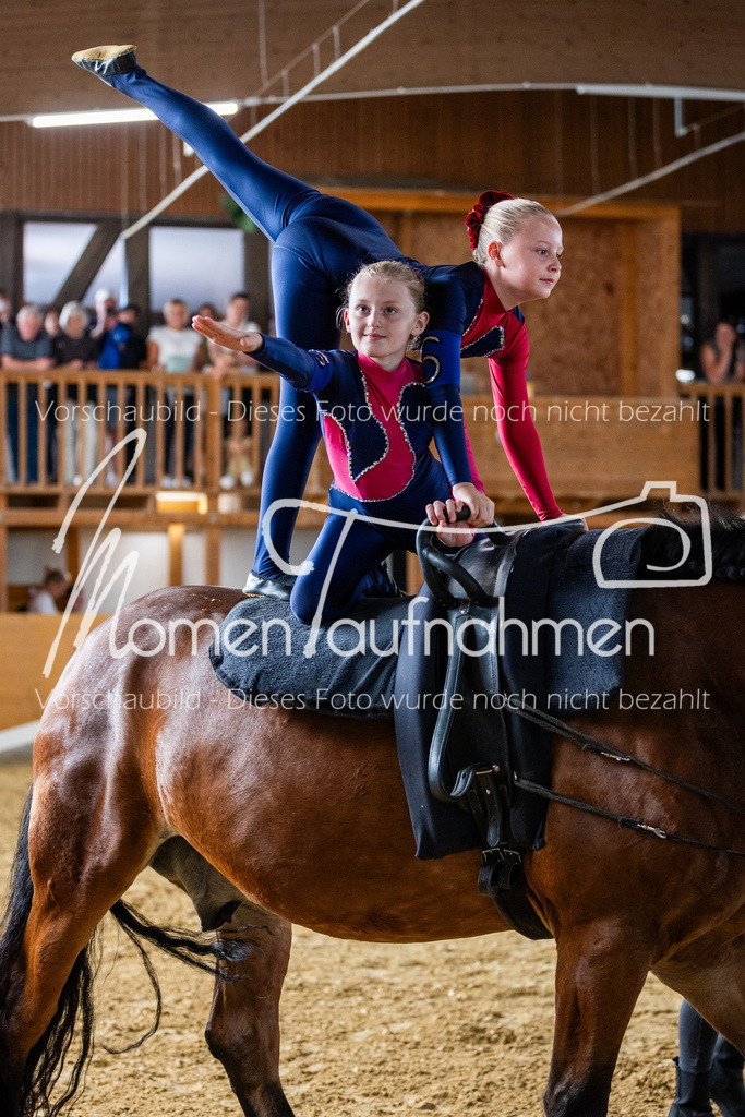 SS-Maxi-123 | MomenTaufnahmen Pferdesportfotos