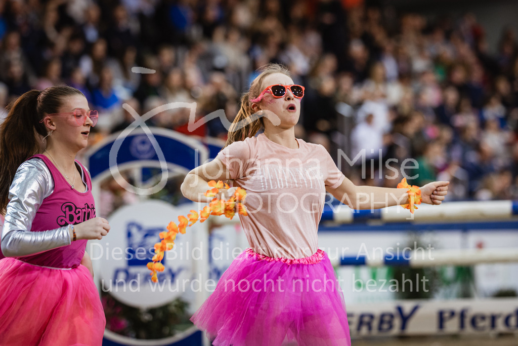 240113_Münster_Kostümspringen-417 | Deine schönsten Turniermomente als professionelle Fotos! Entdecke hochwertige Pferdesport-Fotografie im Online-Shop. Jetzt Fotos finden & bestellen!