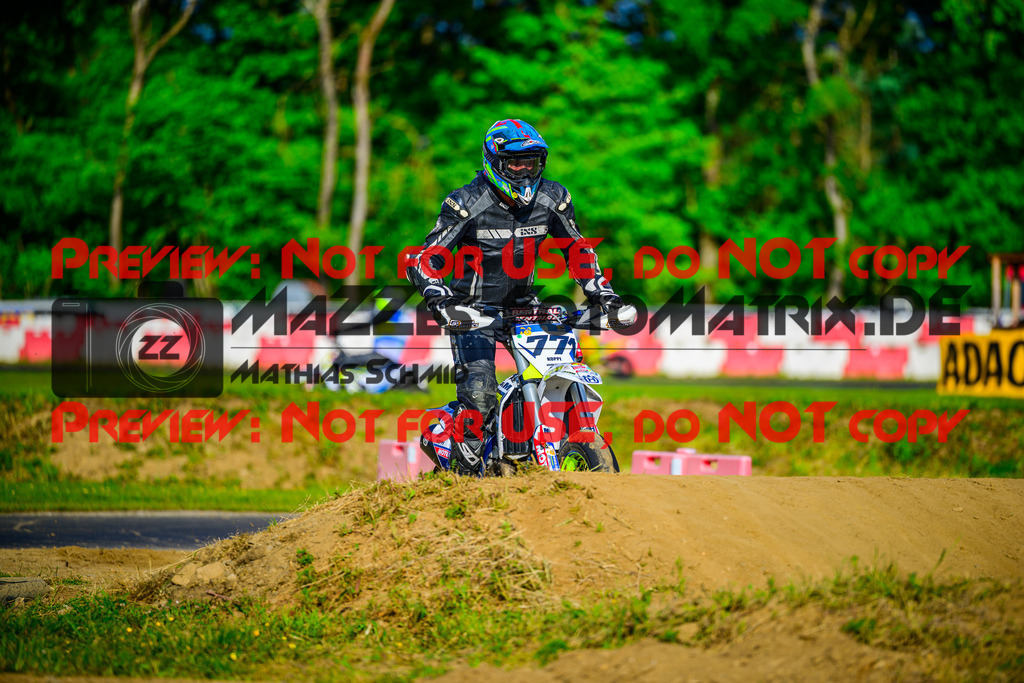 MaZZes_Fotomatrix_20250518_6021986_8199 | S4