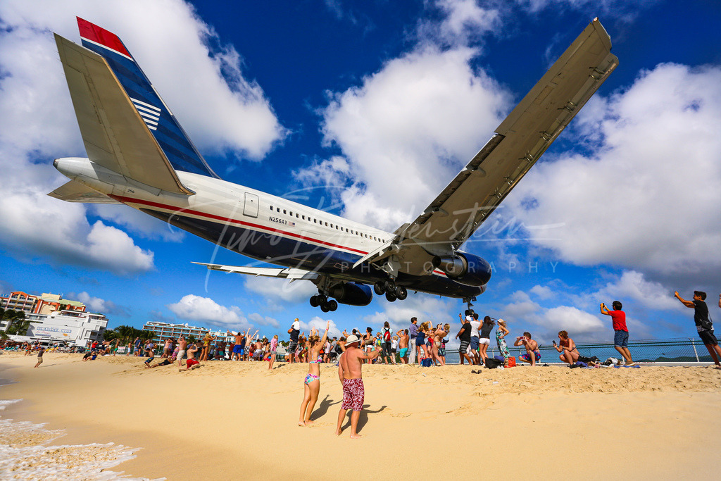 122 | Buy high-quality aviation and travel photography prints by professional photographer Timo Breidenstein. Authentic images, professionally printed, worldwide shipping. - Realisiert mit Pictrs.com