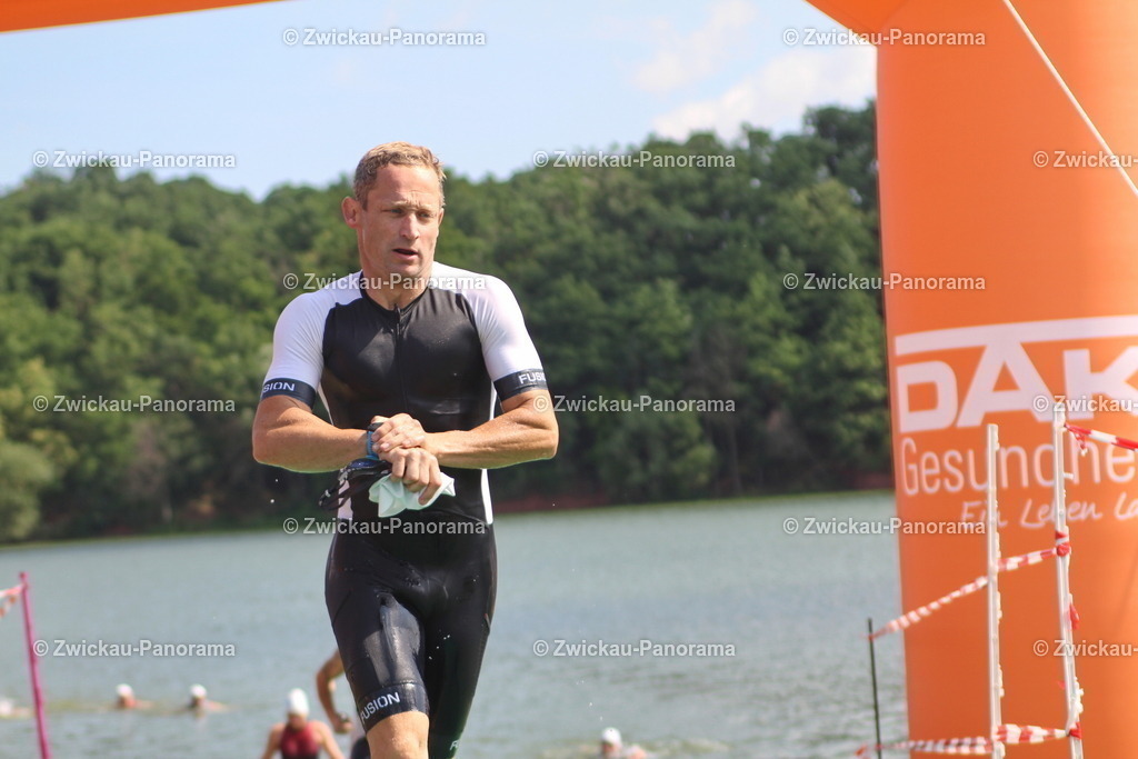 2023_0630_KoberTriathlon_DPM-OLY0238 | Urban. Natur. Panorama. Luftbild. 
Der Bildershop für aufregende Perspektiven!
Für Deko, Wandbild und Kalender!
Wir bringen LED-Bilder zum Leuchten!
