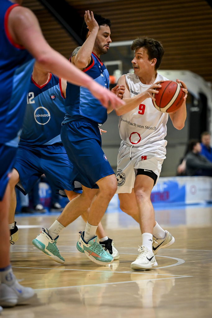gml_087 | Fotos von Basketballspielen aus dem Raum NRW fotografiert von Gero Mueller-Laschet und Daniel Schaefer - Realisiert mit Pictrs.com