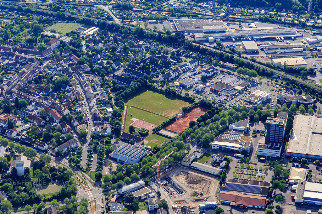 Luftbild: Turn- u. Sportverein Karlsruhe Rintheim 1896 e.V. im Ortsteil Rintheim in Karlsruhe im Bundesland Baden-Württemberg in Deutschland. Foto: IMG_131590.jpg vom 22.05.2022 durch Werner Riehm/FLY-FOTO.deWWW.TSV-RINTHEIM.DE