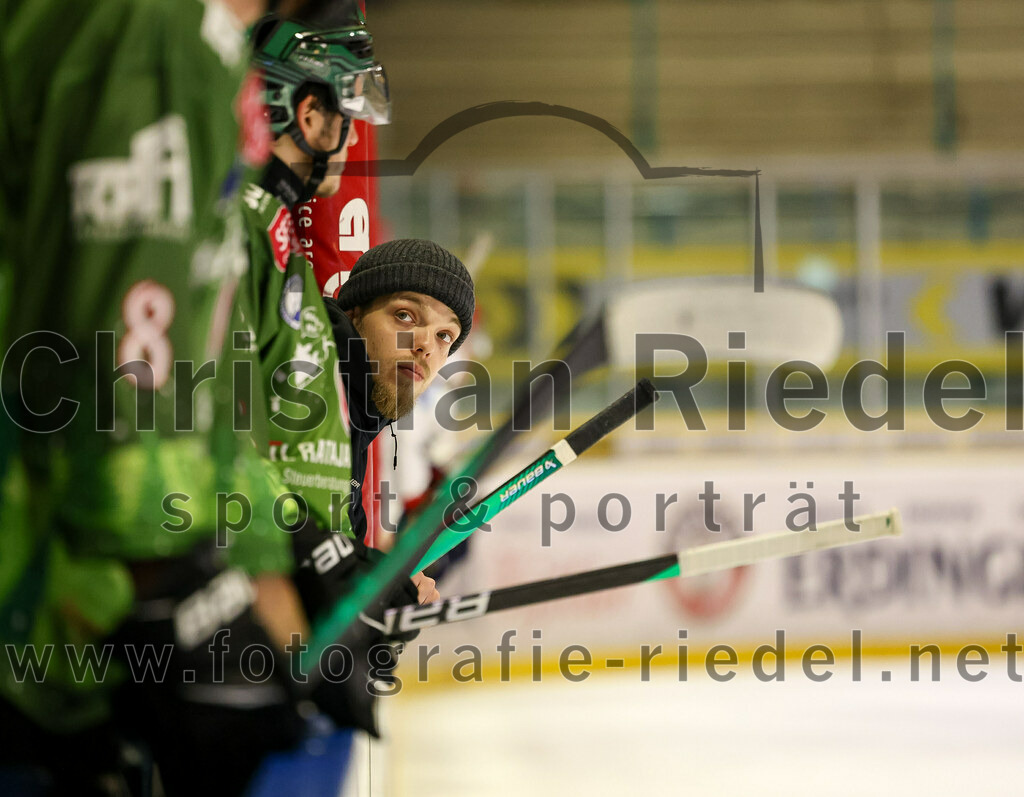 2023-12-26_106_TSV_Erding_gegen_ERV_Schweinfurt | Erding, Deutschland, 26.12.2023:
Eishockey, Bayernliga Vorrunde 2023 / 2024, 20. Spieltag, TSV Erding gegen ERV Schweinfurt, Endergebnis: 9:3

Foto: Christian Riedel / fotografie-riedel.net