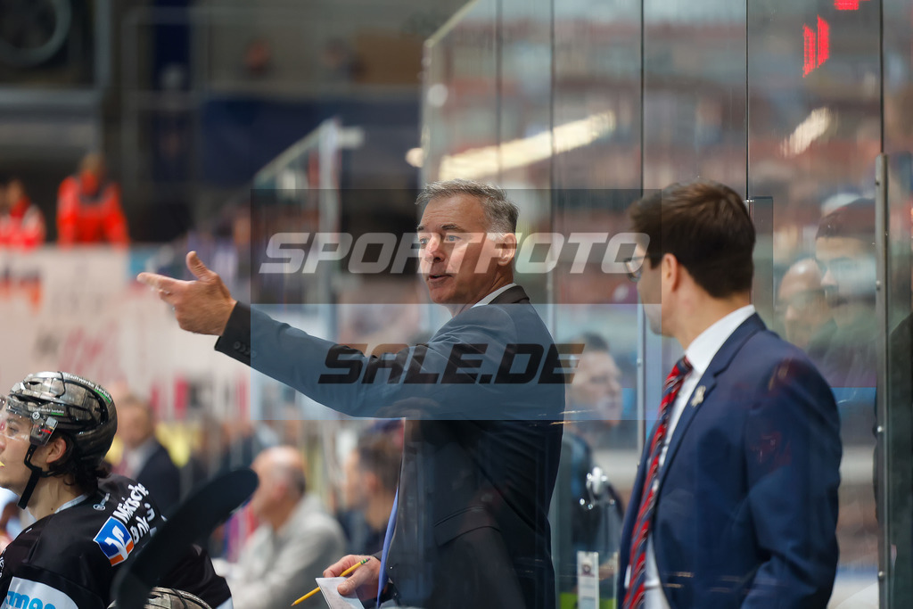 Iserlohn Roosters - Red Bull Muenchen | 
DEL: Iserlohn Roosters - Red Bull Muenchen - Realisiert mit Pictrs.com