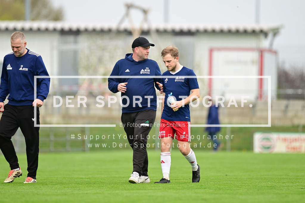 Fußball I Herren I Saison 2024-2025 I Oberliga Schleswig-Holstein I 26. Spieltag I SV Eichede - MTSV Hohenwestedt I 72399 | Der Sportfotograf. - Realized with Pictrs.com